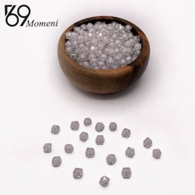 مهره مکعبی سایز ۸ رنگ سفید شفاف