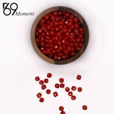 مهره مکعبی سایز ۸ رنگ قرمز شفاف