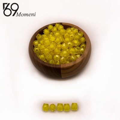 مهره مکعبی سایز ۱۰ رنگ زرد شفاف